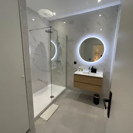 アパート Palais De France Classic Charm